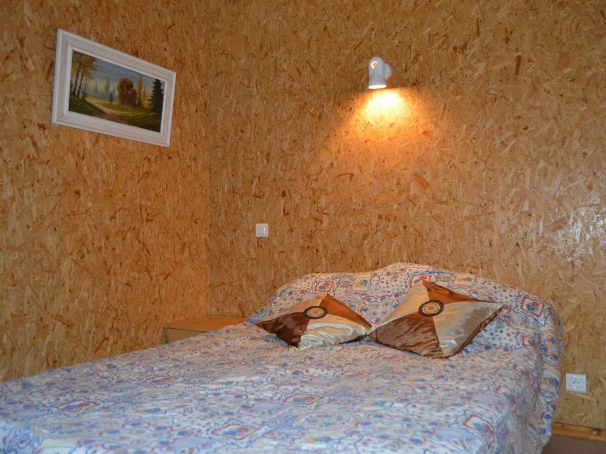 Chalet En Pleine Nature A Orsennes Avec Etang A Proximite, Ideal Pour 6 Personnes Et Animaux Admis - Fr-1-591-170 Exteriör bild